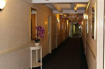 Hotel Rodeway &